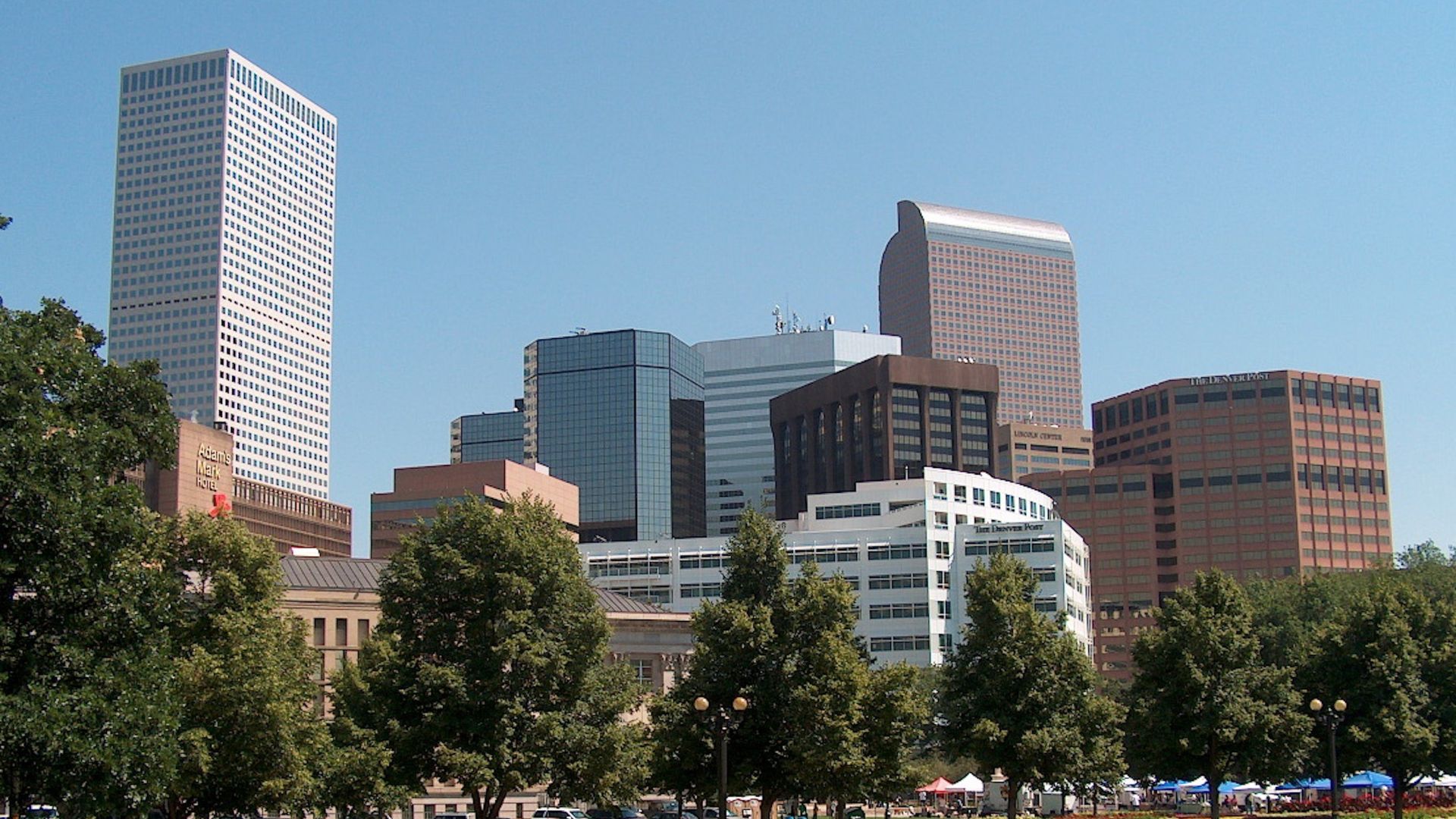 the Denver city skyline